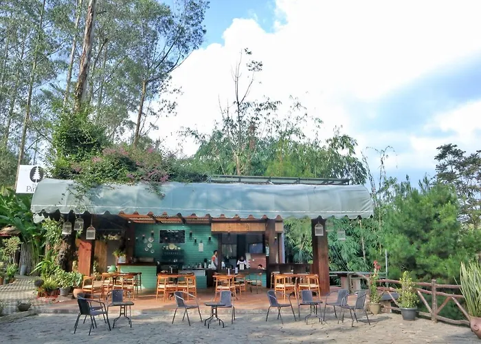 The Lodge Maribaya Cikareumbi