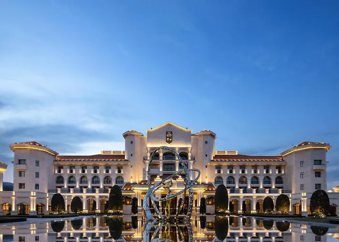 Suning Zhongshan Golf Resort