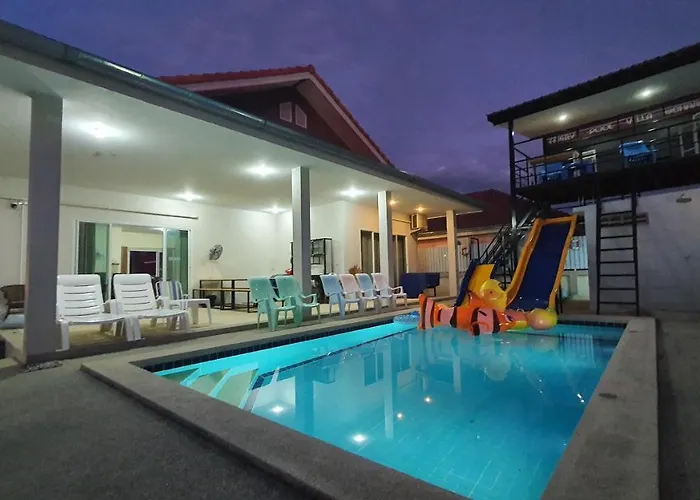 Family Pool Villa Chaam