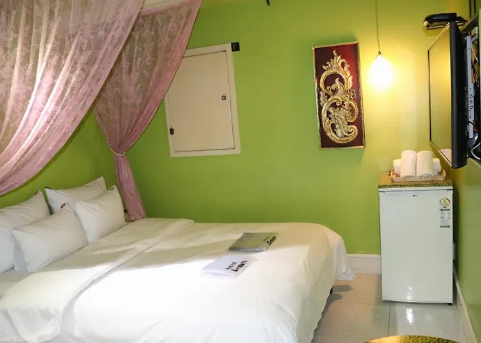 Hotel Marigold