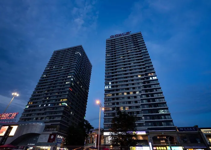 Weiming Hotel Chengdu