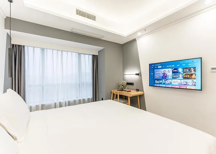 Weiming Hotel Chengdu