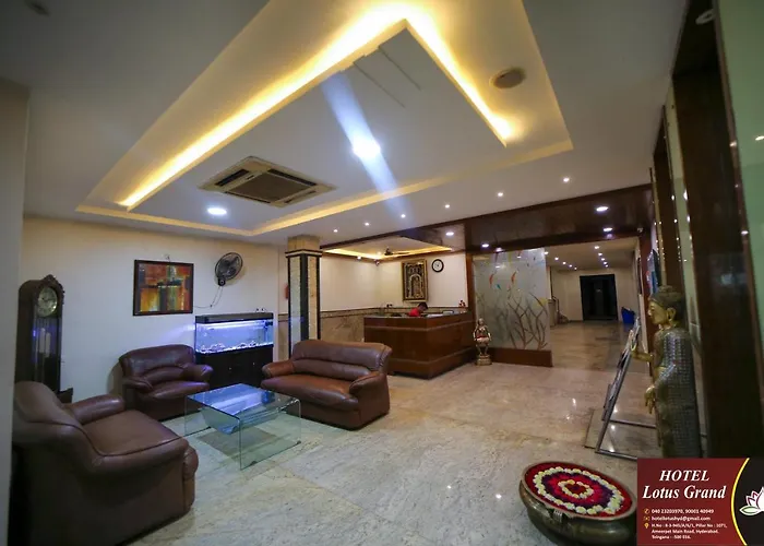 Hotel Lotus Grand