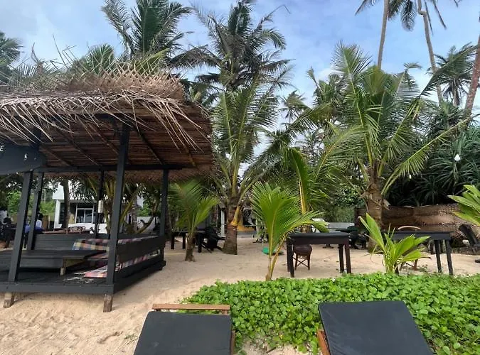Sabine Holiday Resort And Restaurant Matara
