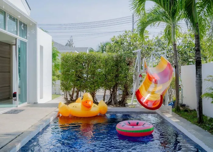 City Beach Cha-Am Pool Villa