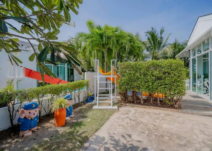 City Beach Cha-Am Pool Villa