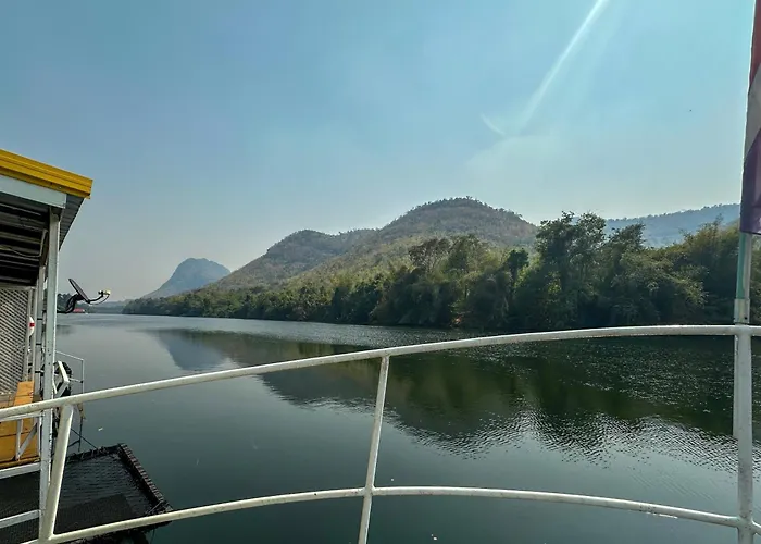 ชอว์ งาทอง รีสอร์ต Chor Ngar Thong Erawan Kanchanaburi