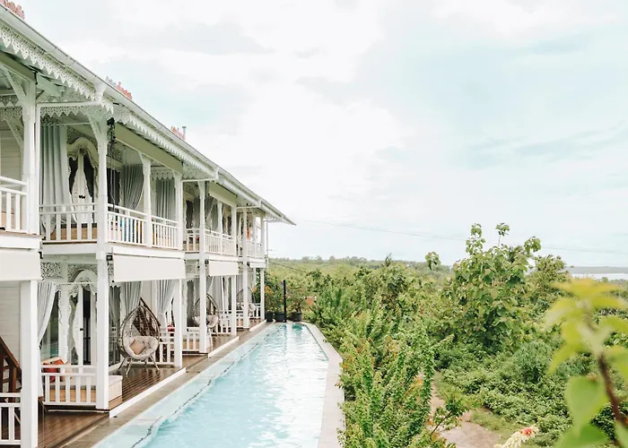 Mambo Hill Resort