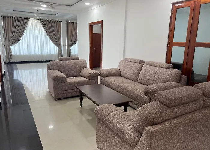 Jaffna Inn