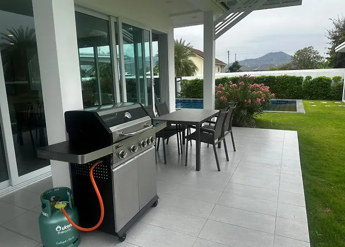 Modern 3 Bedroom Pool Villa Pg19