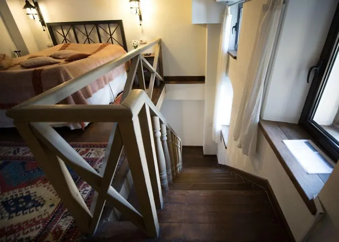 Tufenkian Old Dilijan Complex Hotel