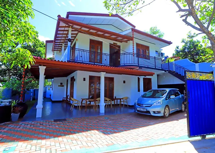 Dinsara Pearl Villa Weligama