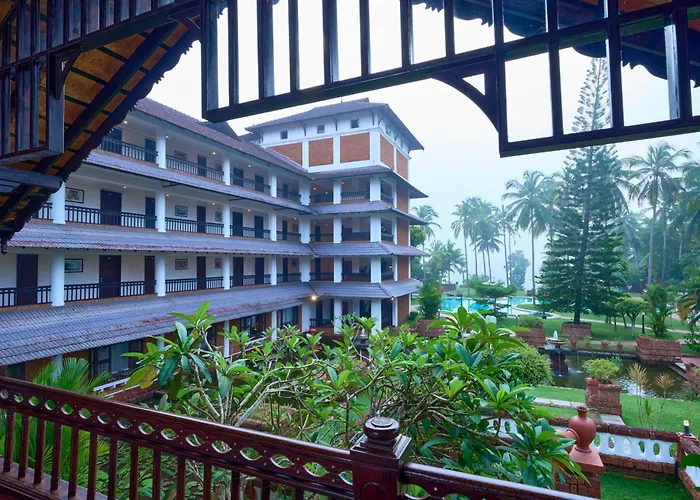 The Raviz Kadavu, Kozhikode Hotel