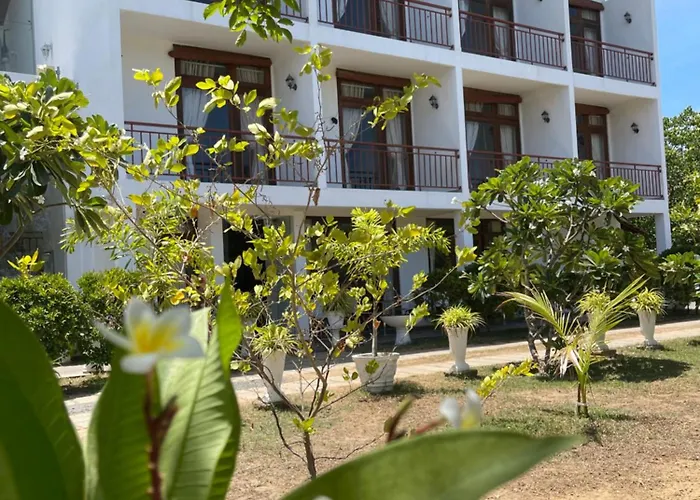 Amanda Beach Resort Passikudah