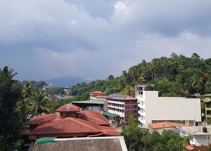 Galaxy City Hotel Kandy