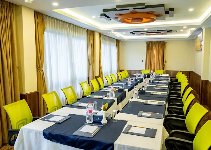 Hotel Sarowar