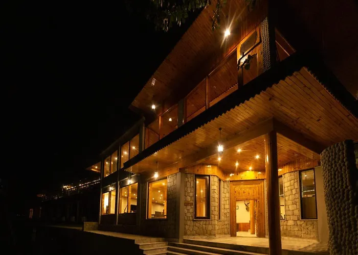 Roomy Daastaan Hotel, Karimabad 