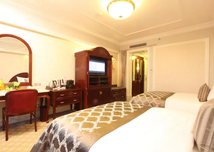 Green Lake Hotel