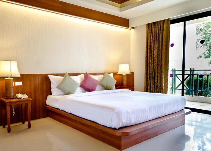 Khaolak Orchid Beach Resort - SHA Extra Plus