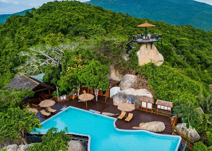 Yalong Bay Earthly Paradise Birds Nest Resort （Mountain Villas) Sanya