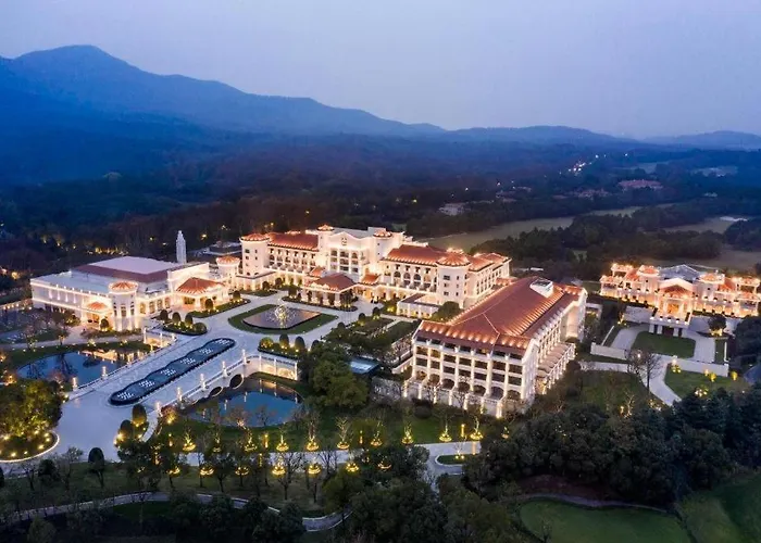 Suning Zhongshan Golf Resort