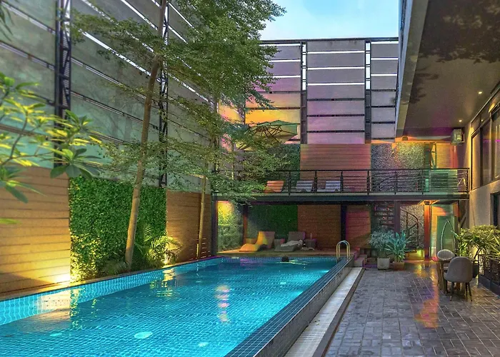 Check Inn Phnom Penh Bkk1