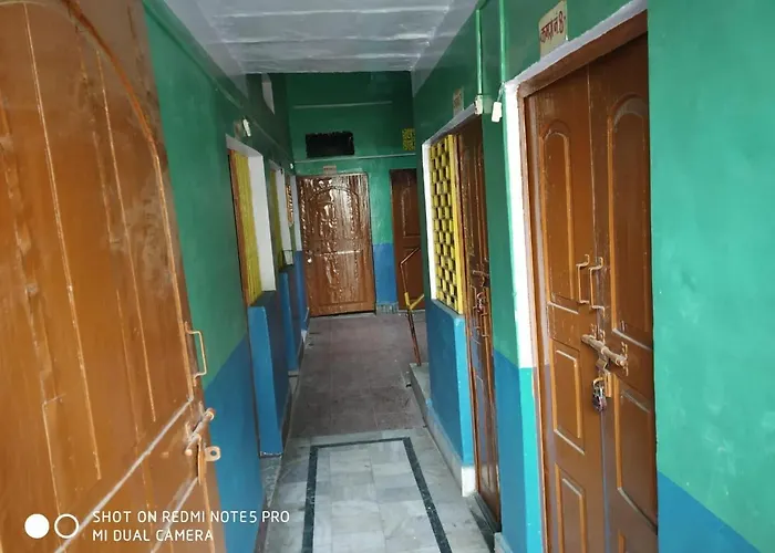 Hotel Yatri Niwas