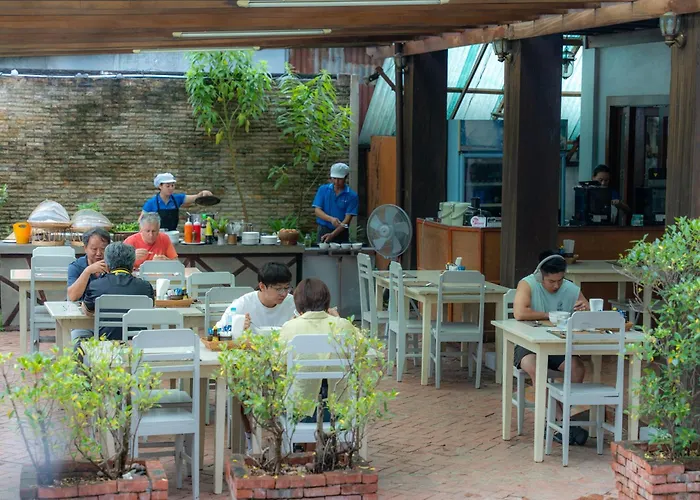Muangthong Boutique Hotel