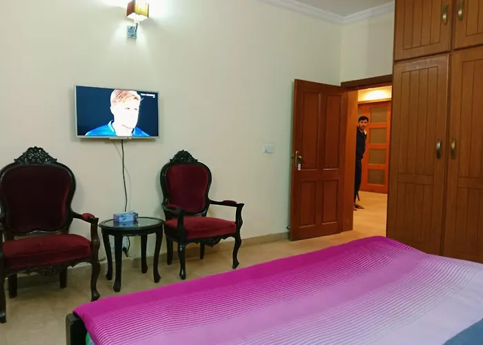 Royal Galaxy Bed & Breakfast Islamabad: Family-Exclusive Retreat