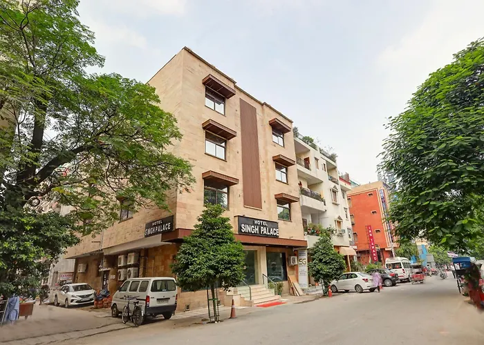 Hotel Singh Palace Delhi 