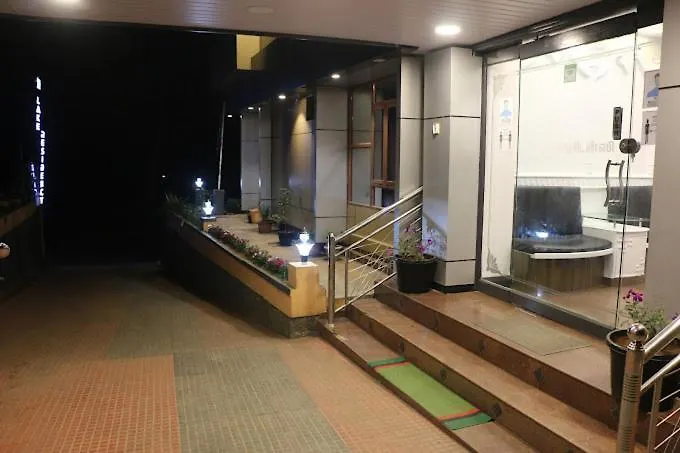 Lake Residency Boat House Hotel Ooty