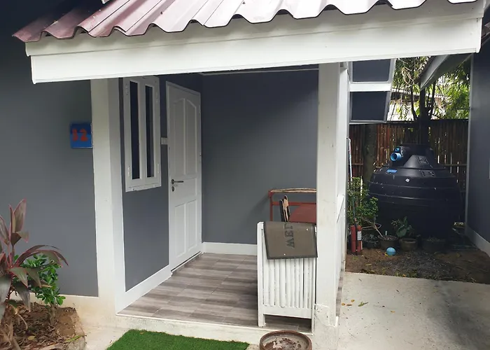 New Harrys Sunset Resort - Klong Nin Beach Ko Lanta