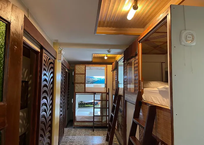 Balai Balai Capsule Hotel Cebu