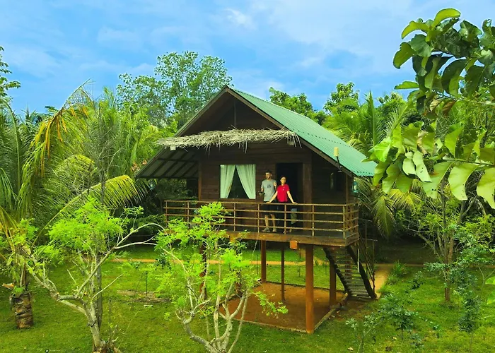 Chena Huts Eco Resort Sigiriya