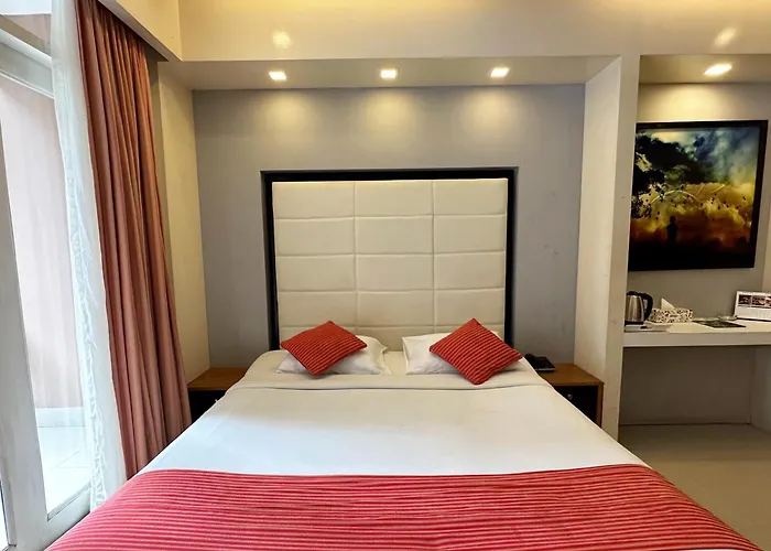 Foy'S Lake Resort Chittagong