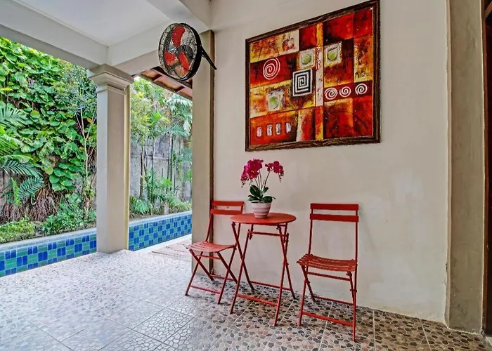 Capital O 91300 Sunny Side Villa Seminyak 