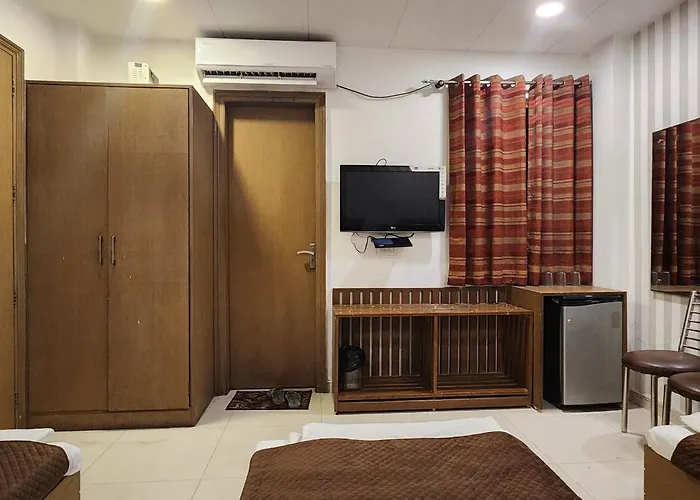 Hotel Arina Inn