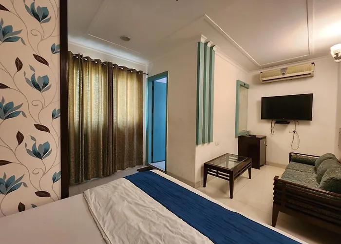 Hotel Arina Inn