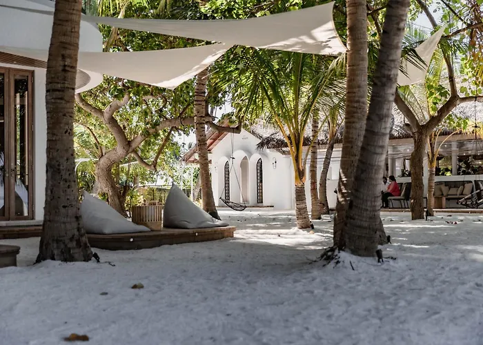 Stone Hotels Dhiffushi