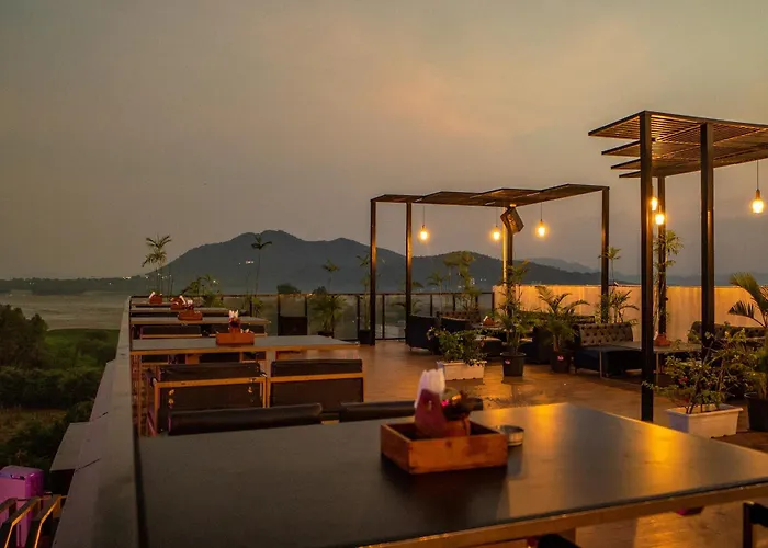 The Courtyard - Beyond Bar & Club Hotel Udaipur