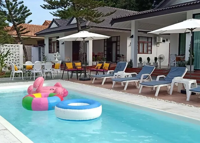 Celine Pool Villa Cha-Am