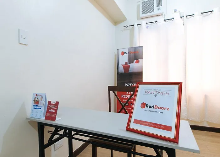 Reddoorz @ Star Jewel Lodge Apayao Tagaytay City