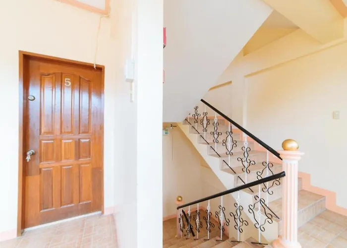 Reddoorz @ Q Abeto Street Mandurriao Hotel Iloilo City