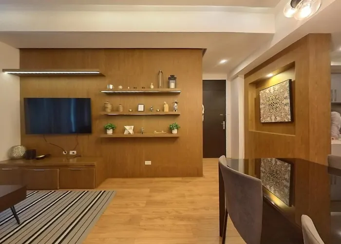 Full-Serviced Residential Apartment In Blue Sapphire, Bgc Makati City