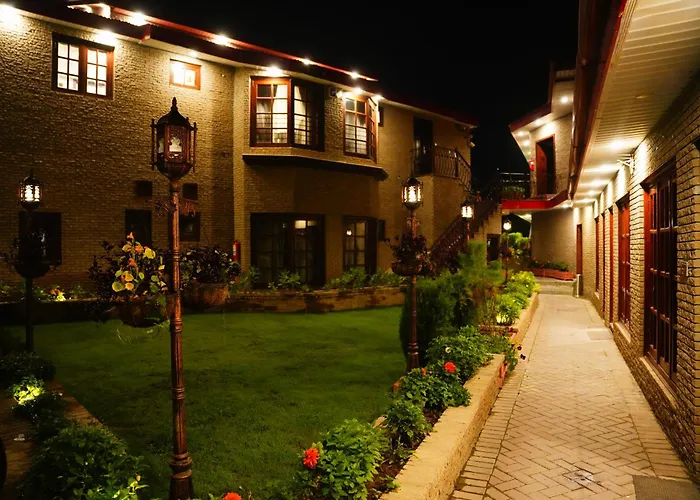 Khattak Lodges Murree