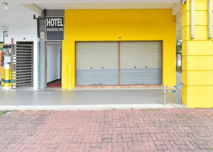 Hotel O Madeena Inn Sepang