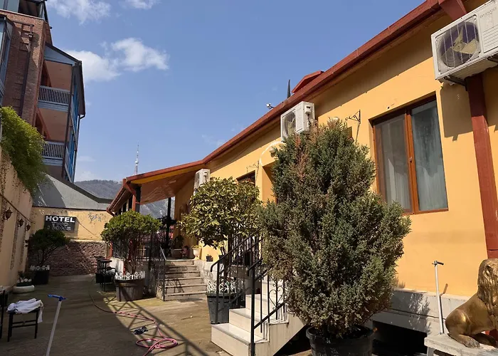 Two Lions Hotel Tbilisi