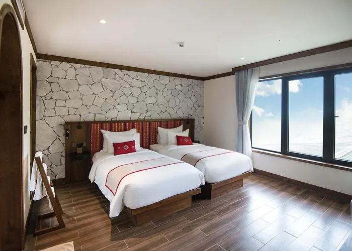 Sapa Catcat Hills Resort & Spa