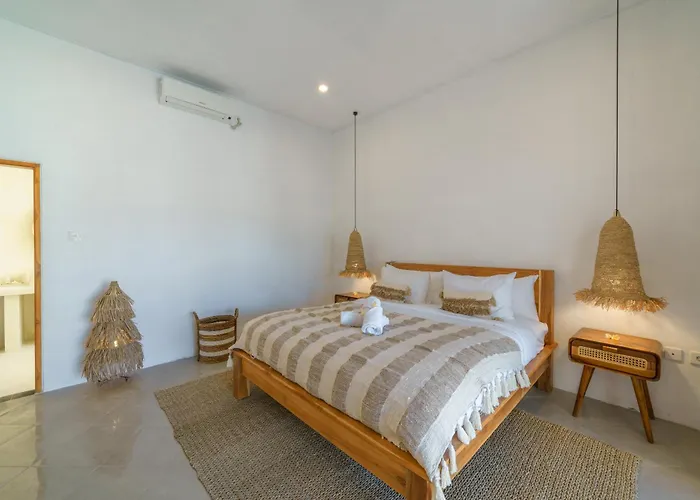 Villa Paca - Luxurious Mediterranean Rooftop & Cinema 3Br Villa