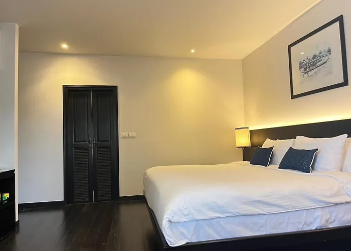 Cheeva Dee Hotel